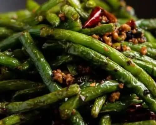 V4.干煸四季豆 Chilli Green Beans